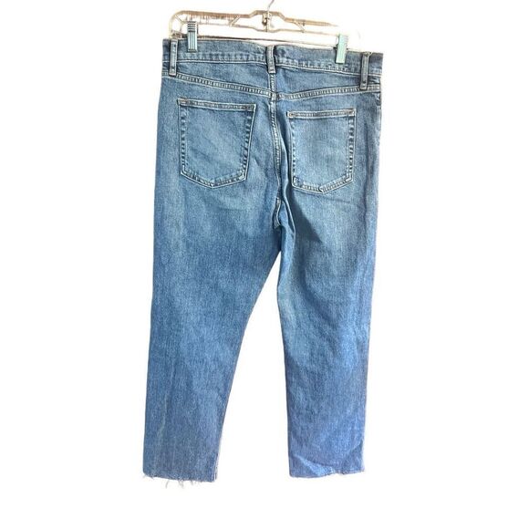 Gap Womans distressed Crop-raw hems Jeans Sz 10 NWT - Picture 2 of 8